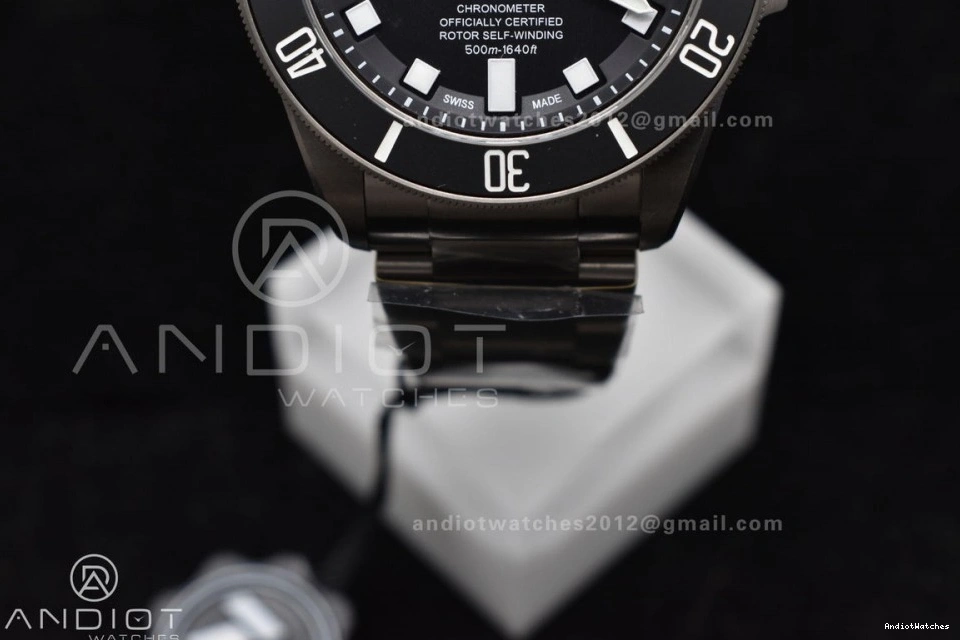 1:1 525 Best Edition SportInspired ZF V A2824 Pelagos Titanium Bracelet On Black 0321